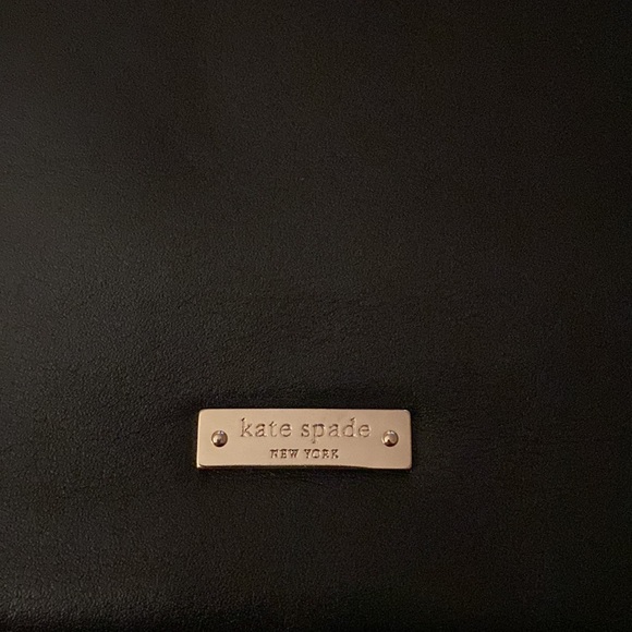 Kate Spade large wristlet - Picture 3 of 3